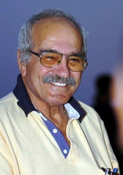 Yeşilçam'ın ünlü oyuncusu Fikret Hakan, hayatını kaybetti 7