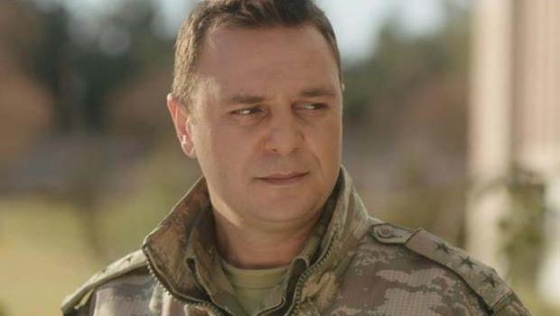 Deli Gönül dizisinde Ahmet Ertuğrul'u canlandıran Ogün Kaptanoğlu kimdir? 7