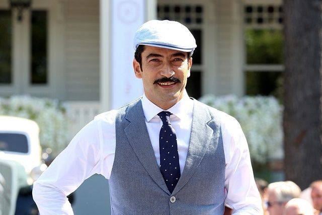 Kenan İmirzalıoğlu'nun oynadığı Cingöz Recai filminin afişi yayınlandı. Filmin konusu ne? 7