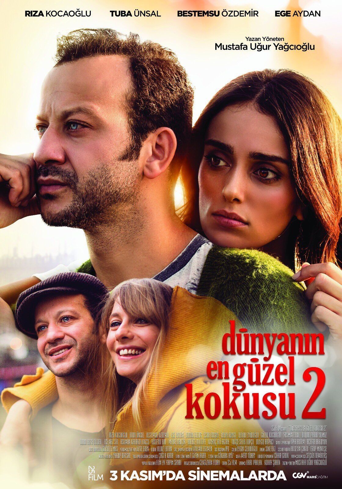 Rıza Kocaoğlu'nun oynadığı 'Dünyanın En Güzel Kokusu 2 filminin afişi yayınlandı 7