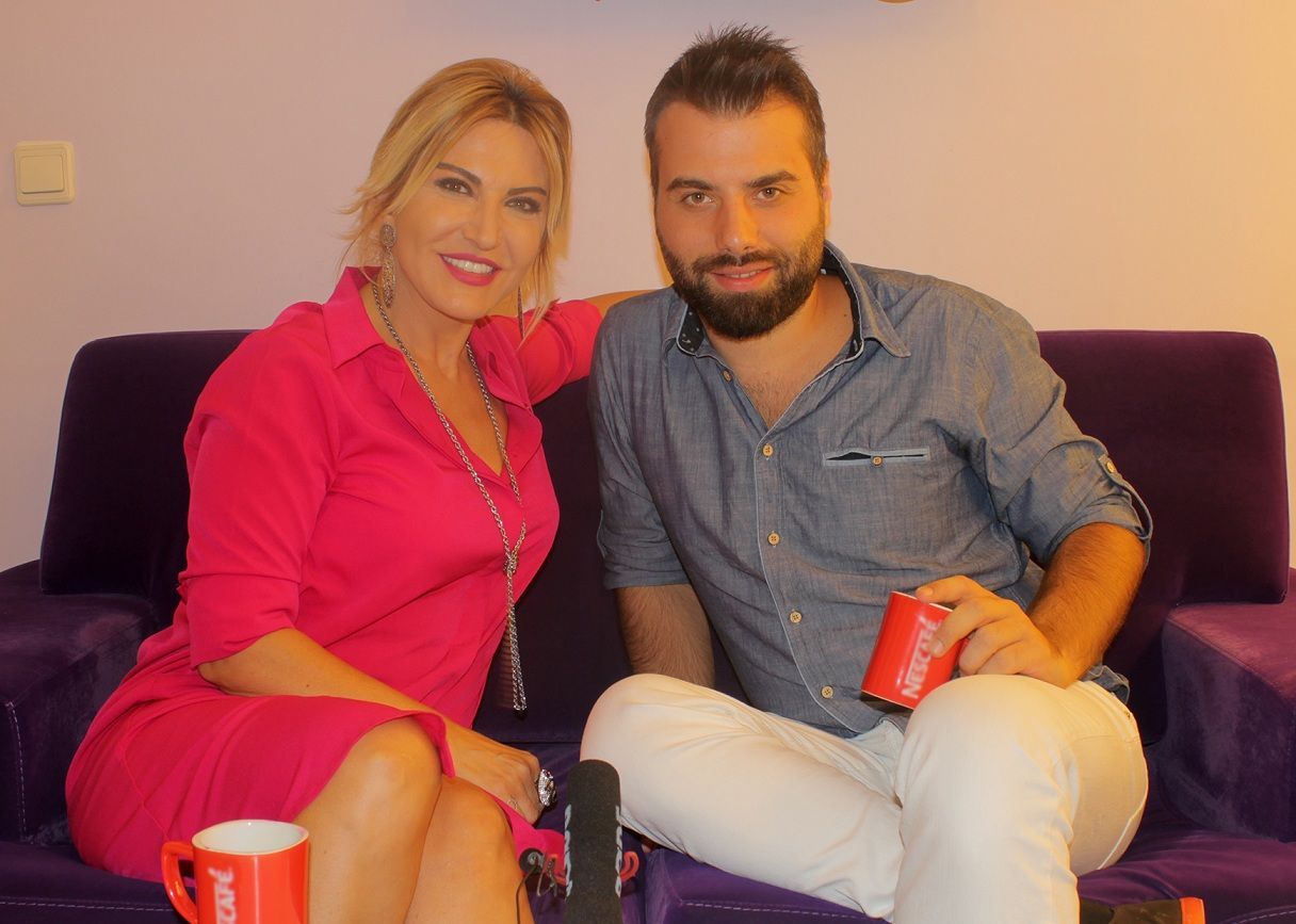 Şule Zeybek, Kanal D'de haber sunuyordu, şimdi Talk Show programı yapıyor 7