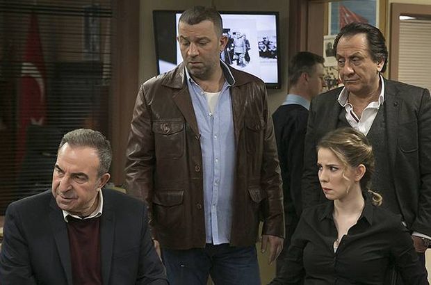 Arka Sokaklar dizisi 33 sayısı ile Türk televizyon tarihine adını yazdırdı! 7