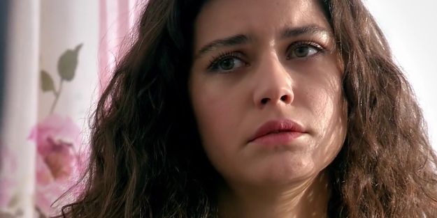 Beren Saat, Fatmagül'ün Suçu Ne dizisinden sonra sessizlik yeminini kırdı 7