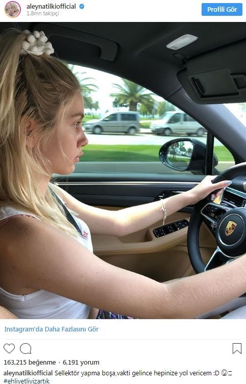 Aleyna Tilki ehliyetiyle ilk kez direksiyon başına geçti ve sürücülere mesaj yolladı 7