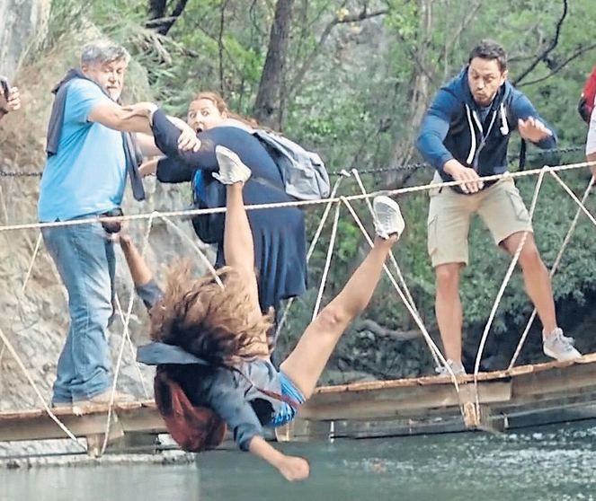 Öldür Beni Sevgilim filminde Murat Boz ve Seda Bakan'ı tir tir titreten sahne! 9