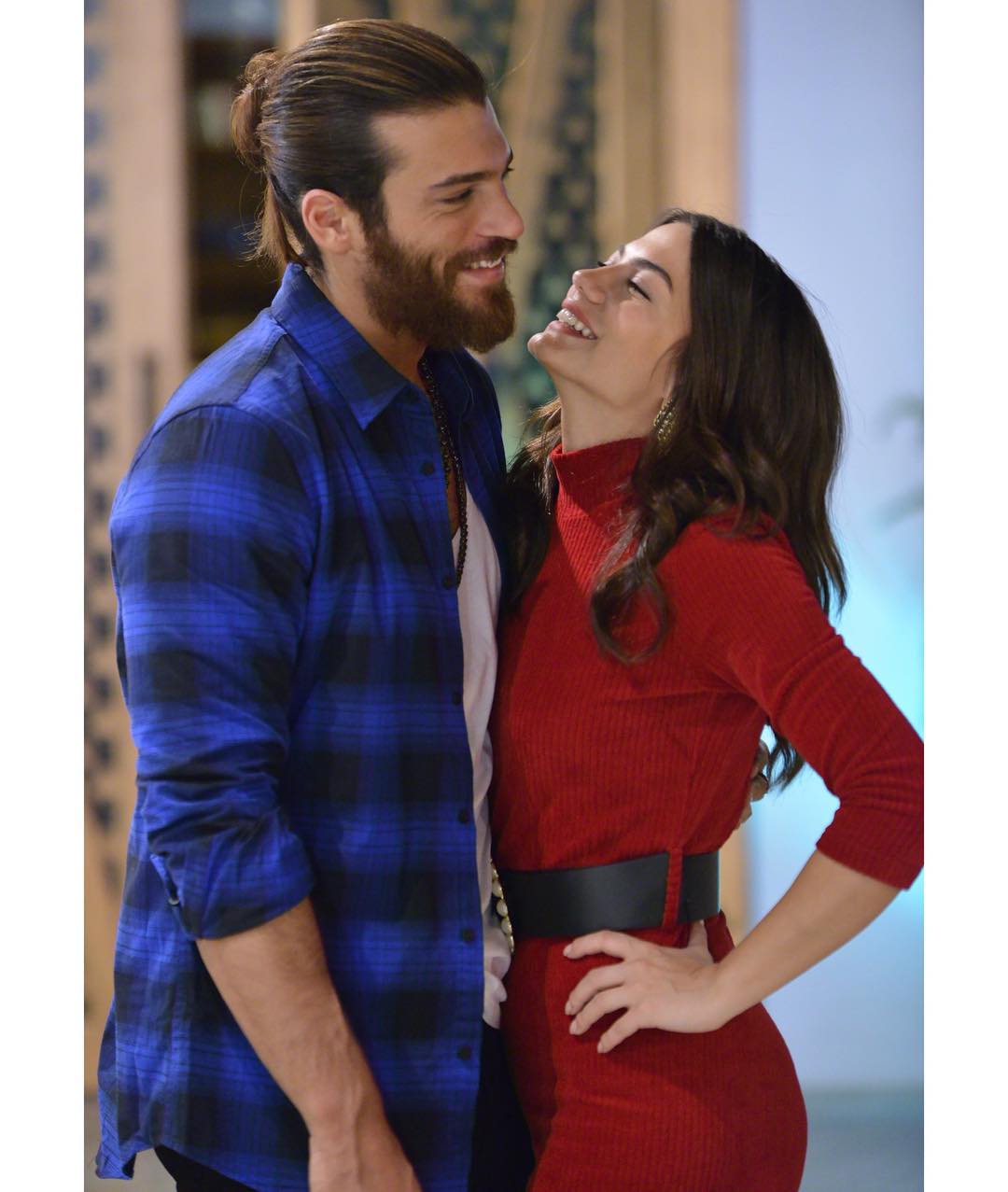 Can Yaman, Erkenci Kuş'un reytingine destek attı! 7