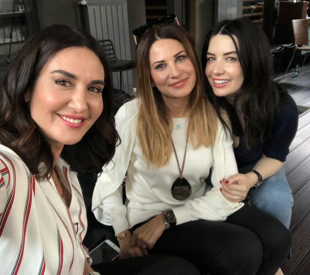 Hande Kazanova'dan, Ayşe Tolga'nın yeni programına büyük destek 7