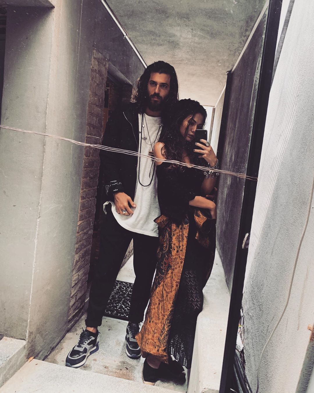 Can Yaman ve Demet Özdemir'den Erkenci Kuş'un yeni bölümü için heyecanlandıran paylaşım! 9