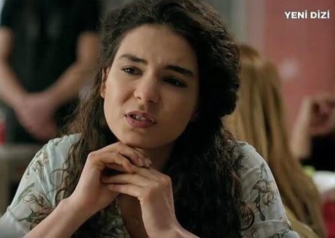 Ebru Şahin, Hercai dizisinde Reyyan olmadan önce ne zorluklar yaşadı! 12