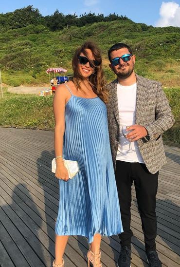 Seda Bakan, Aslı Enver ve Murat Boz çiftiyle yan yana davette 12