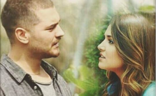 Çağatay Ulusoy'dan sonra şimdi de Hande Erçel aynı mutluluğu yaşayacak! 7