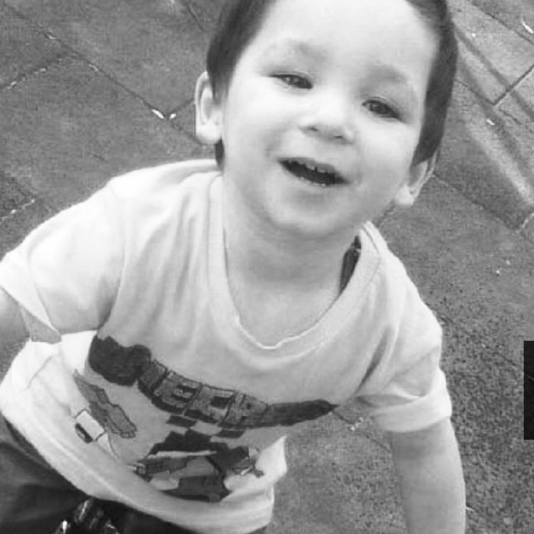 Tarkan'dan İzmir'de canice öldürülen 5 yaşındaki Eymen için büyük çağrı! 7