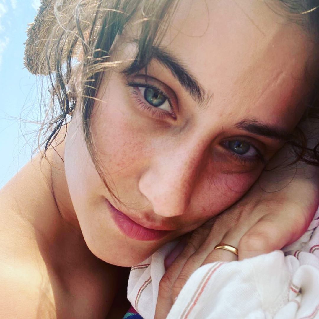 Hazal Kaya'nın bir fotoğrafa sığdırdığı mesajlar! 9