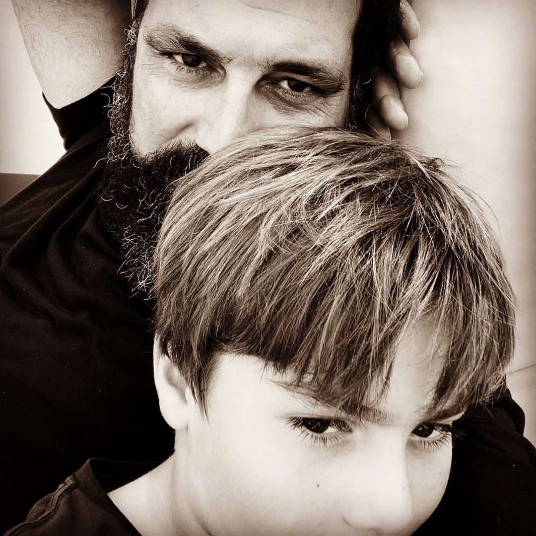 İbrahim Çelikkol ve Bülent İnal hayatlarının anlamını tek fotoğrafa sığdırdı 9