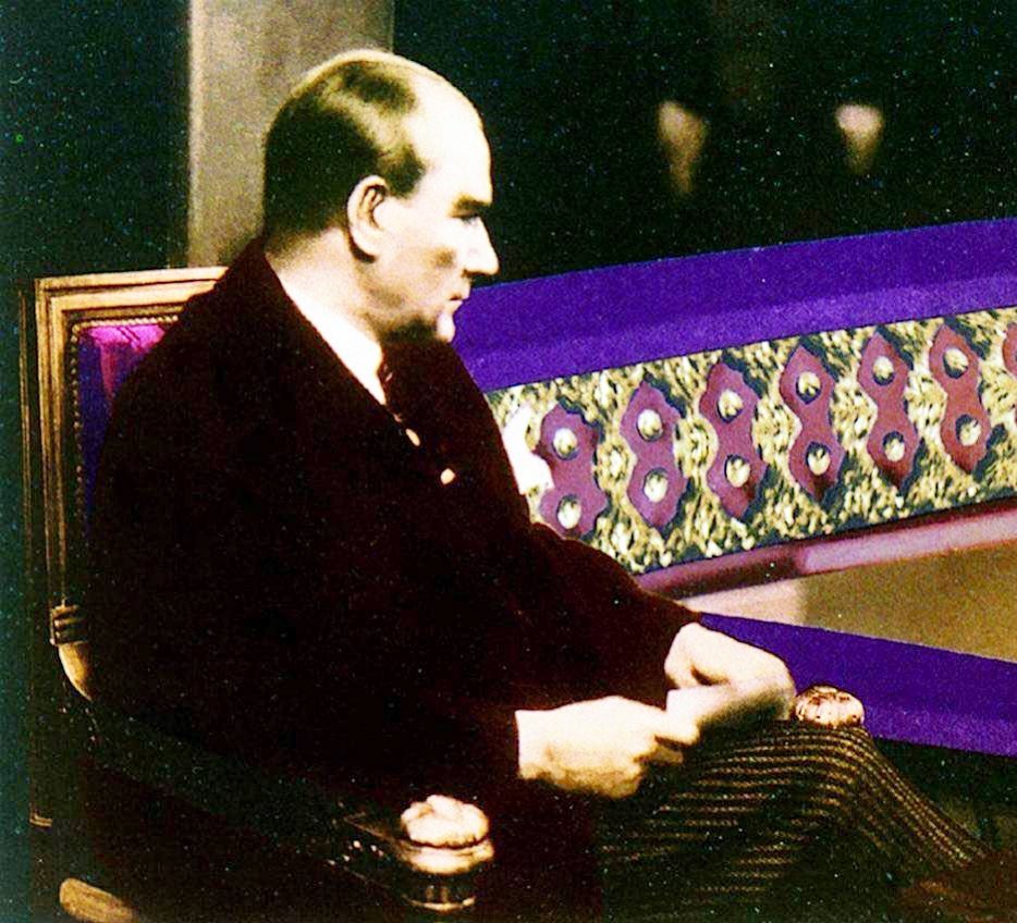 Ünlü isimlerin 10 Kasım'da Ulu Önder Atatürk'ü andıkları en farklı mesajlar! 25