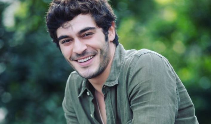 Can Yaman'ın geri çevirdiği İtalyan dizisini bakın hangi ünlü Türk oyuncu kabul etti? 7