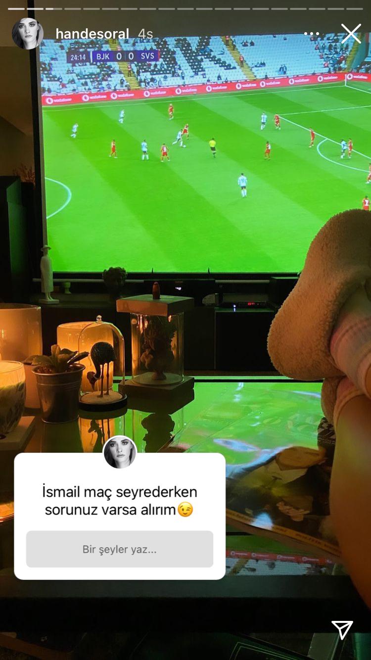Eşi İsmail Demirci maç izlerken ünlü oyuncu Hande Soral fırsatı değerlendirdi 10