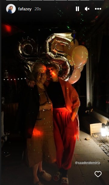 Ünlü oyuncu Farah Zeynep Abdullah'tan anneannesine sürpriz doğum günü partisi!.. 9