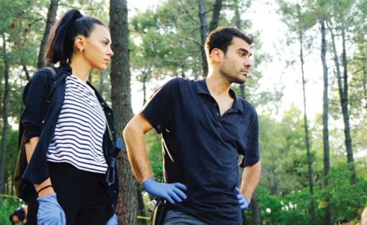 Özgürcan Çevik hayranlarına yeni Netflix dizisi müjdesi geldi! 7