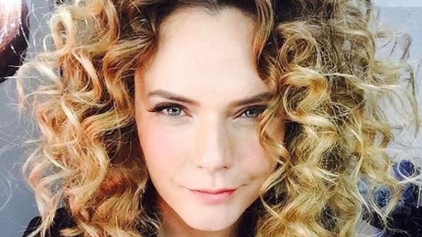Aslı Orcan Kimdir? Nereli – Boyu – Yaşı – Dizileri – Ailesi 7