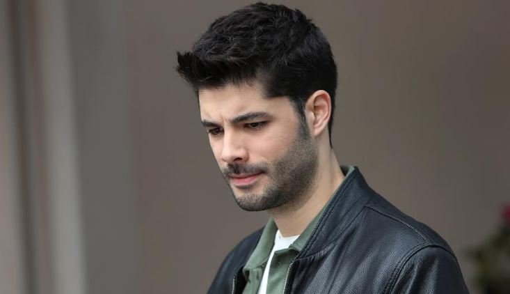 Timuçin Esen hayranları yeni Fox TV dizisinden çok şey bekliyor! 9