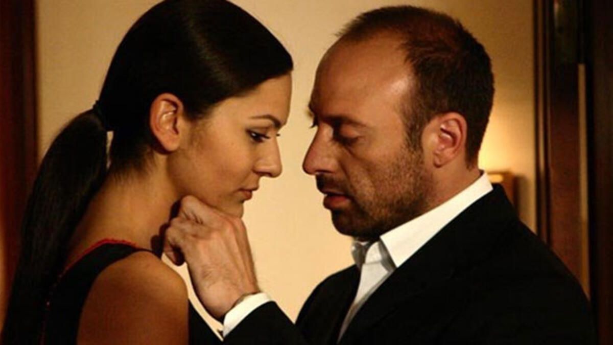 Bergüzar Korel ile Halit Ergenç'in unutulmaz dizisi yurt dışında hala gündem oluyor! 7