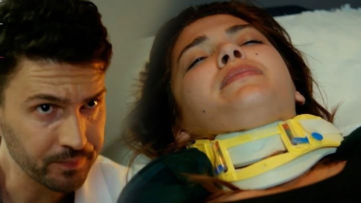 Yasak Elma dizisinin setine övgülerde bulunan Emre Kızılırmak hayranlarını yeni rolüyle çok şaşırtacak! 8