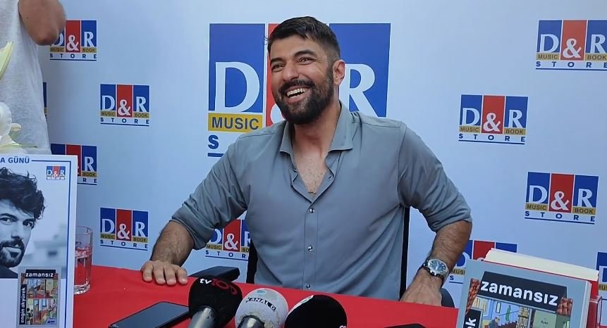 Adım Farah dizisinin başrolü Engin Akyürek'in Türk dizileri ile ilgili büyük uyarısı! 7 Adım Farah dizisinin başrolü Engin Akyürek'in Türk dizileri ile ilgili büyük uyarısı! 7