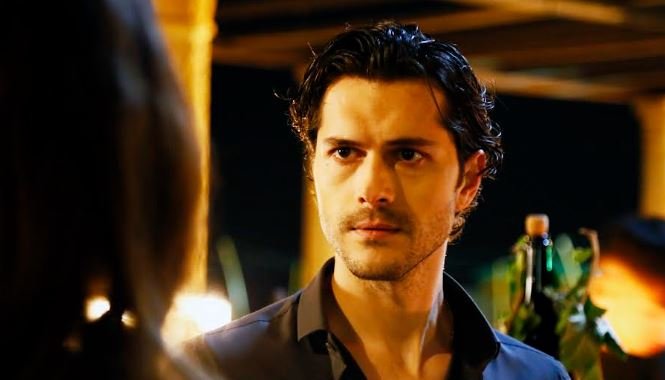 Melisa Aslı Pamuk ve Alperen Duymaz'ın kalp çarpıntısı yapan Ego dizisiyle ilgili tek bir sorun var! 7 Melisa Aslı Pamuk ve Alperen Duymaz'ın kalp çarpıntısı yapan Ego dizisiyle ilgili tek bir sorun var! 7