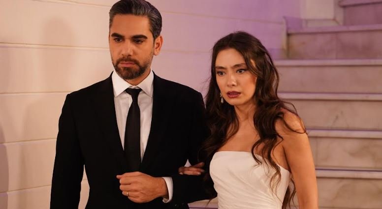 Gülcemal dizisinin bir Gecenin Ucunda ya da Tuzak gibi olmayı başaramadı! 9