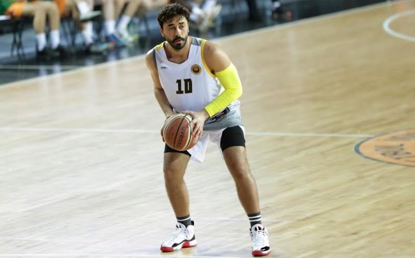 Kraliçe’nin Ateş’i Gökhan Alkan’dan basketbol şov 8