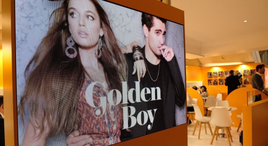 Yalı Çapkını dizisi aradığı morali Cannes'taki MIPCOM fuarında buldu! 7 Yalı Çapkını dizisi aradığı morali Cannes'taki MIPCOM fuarında buldu! 7