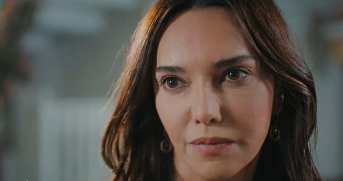 Beren Saat mi, Farah Zeynep Abdullah mı? Bihter rolü tartışmaları başlattı! 7