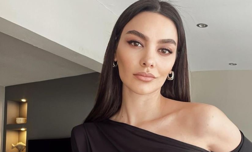 Hazal Filiz Küçükköse, 3 yıldır tam da aradığı gibi bir dizi bulmuş olabilir! 2 Hazal Filiz Küçükköse, 3 yıldır tam da aradığı gibi bir dizi bulmuş olabilir! 2