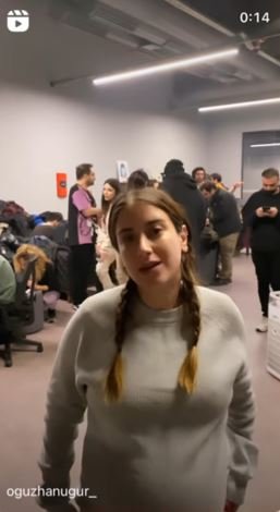 Hazal Kaya'nın yeni doğan kızı Süreyya ve 3,5 yaşındaki oğluyla pozuna ünlü meslektaşlarından yorum yağdı... 10 Hazal Kaya'nın yeni doğan kızı Süreyya ve 3,5 yaşındaki oğluyla pozuna ünlü meslektaşlarından yorum yağdı... 10