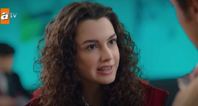 Su Burcu Yazgı Coşkun sanatın her dalına dokundu ama oyunculuk vazgeçilmezi oldu! 7 Su Burcu Yazgı Coşkun sanatın her dalına dokundu ama oyunculuk vazgeçilmezi oldu! 7