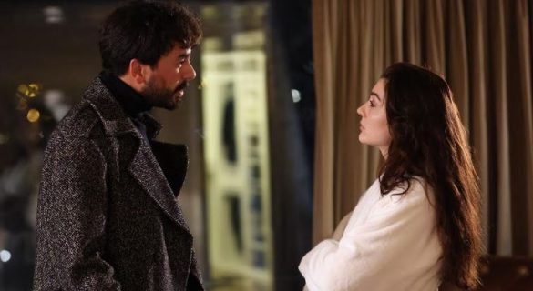 Kraliçe dizisi ile ekrana dönen Burcu Özberk, kadın meslektaşları arasındaki rekabet ortamına da dahil oldu! 8 Kraliçe dizisi ile ekrana dönen Burcu Özberk, kadın meslektaşları arasındaki rekabet ortamına da dahil oldu! 8
