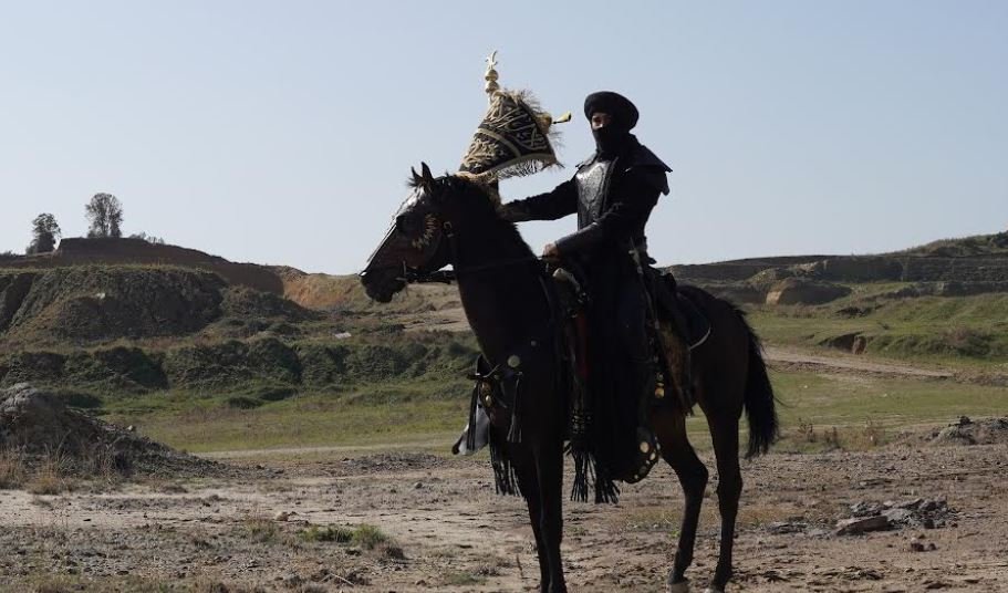 Dilin Döğer'in kariyerine yeni dizisi adeta güneş gibi doğacak! 7 Dilin Döğer'in kariyerine yeni dizisi adeta güneş gibi doğacak! 7