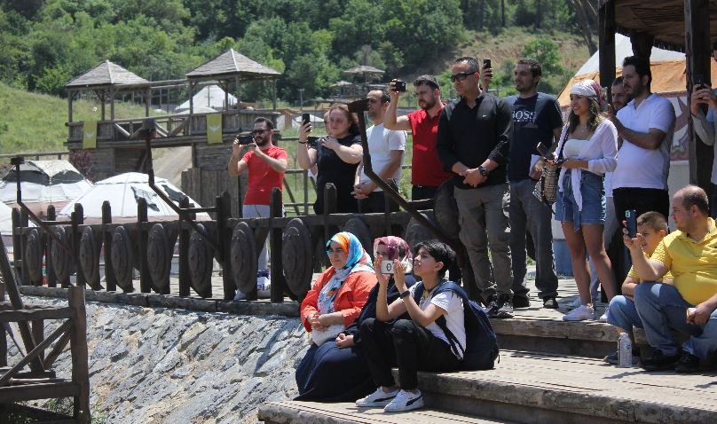 Kuruluş Osman dizisi hayranları için bulunmaz bir fırsat yaratıldı! 7