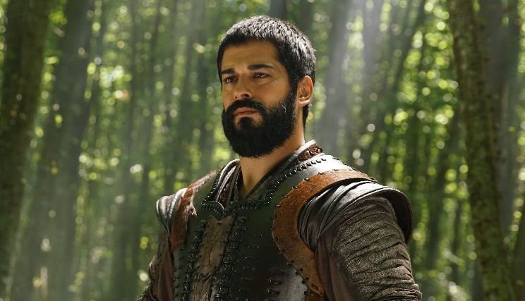 Burak Özçivit Kimdir? Nereli – Boyu – Yaşı – Dizileri – Ailesi 7 Burak Özçivit Kimdir? Nereli – Boyu – Yaşı – Dizileri – Ailesi 7