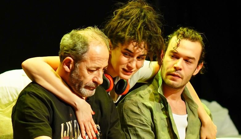 Aytaç Şaşmaz yeni dizi için fırsat arıyor, hayranları da heyecanla bekliyor! 7