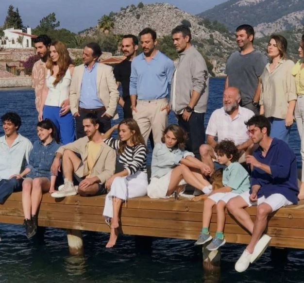 Damla Sönmez'in başrolündeki Maviye Sürgün, Türk dizi tarihinde yeni bir süreç başlatıyor! 8 Damla Sönmez'in başrolündeki Maviye Sürgün, Türk dizi tarihinde yeni bir süreç başlatıyor! 8
