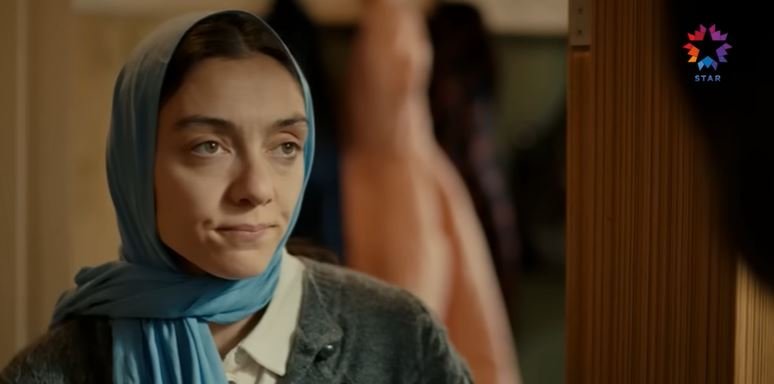 Ömer dizisinin Nisa'sı Merve Dizdar, kapak kızı pozuyla hayran bıraktı... 11 Ömer dizisinin Nisa'sı Merve Dizdar, kapak kızı pozuyla hayran bıraktı... 11
