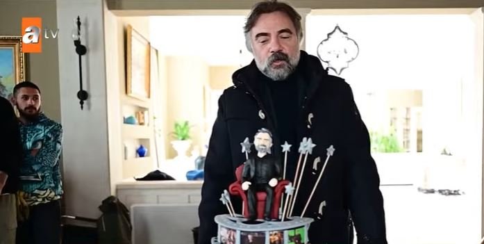 Oktay Kaynarca, Ben Bu Cihana Sığmazam dizisiyle en önemli hedefine ulaştı! 8 Oktay Kaynarca, Ben Bu Cihana Sığmazam dizisiyle en önemli hedefine ulaştı! 8