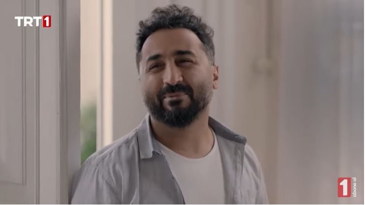 Erdal Özyağcılar yine TRT1 ekranında ve yine alıştığınız bir aile dizisinde! 7