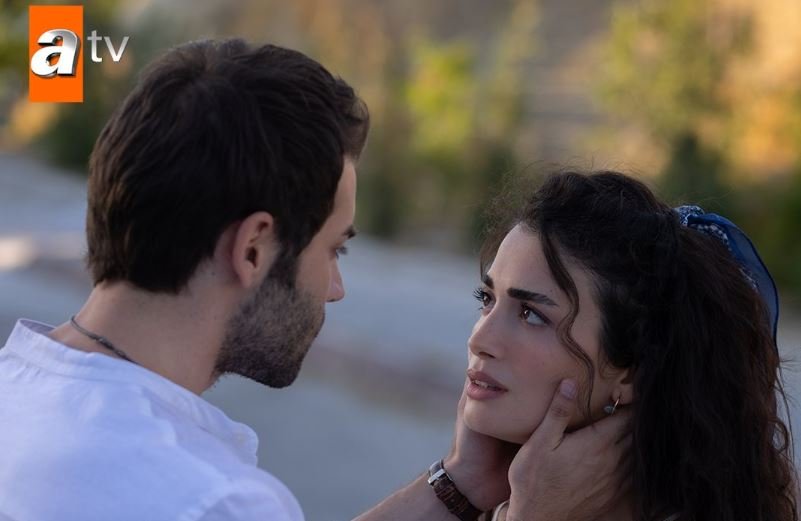 Özge Yağız hayranlarının Safir dizisinden beklentisi çok yüksek! 7