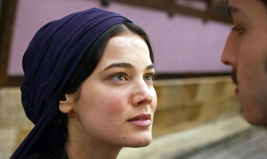 Pınar Deniz rolünden çıkamayınca terapi zorunluluk oldu! İşte Pınar Deniz'i terapiye sokan unutulmaz dizi! 8 Pınar Deniz rolünden çıkamayınca terapi zorunluluk oldu! İşte Pınar Deniz'i terapiye sokan unutulmaz dizi! 8