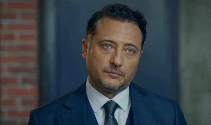 Yiğit Özşener Kimdir? Nereli – Boyu – Yaşı – Dizileri – Ailesi 7 Yiğit Özşener Kimdir? Nereli – Boyu – Yaşı – Dizileri – Ailesi 7