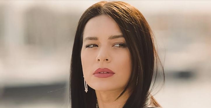 İşte Yasak Elma dizisinin unutulmazlarından Şafak Pekdemir'in yeni dizisi! 7 İşte Yasak Elma dizisinin unutulmazlarından Şafak Pekdemir'in yeni dizisi! 7