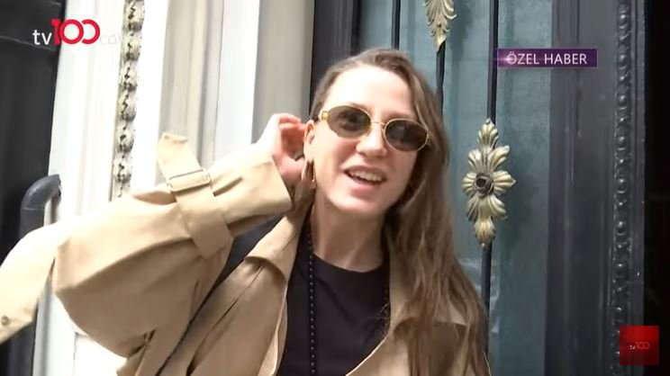 Serenay Sarıkaya kariyerinin zirvesinde, yepyeni bir sürpriz yapacak! 7